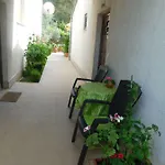 Artusi Pola