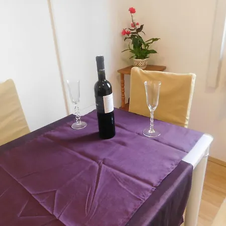 Artusi Apartament *