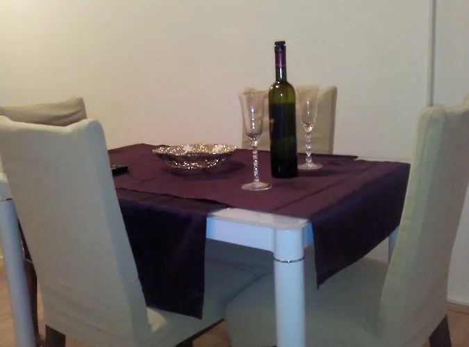 Artusi Apartman *