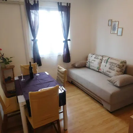 Artusi Apartment