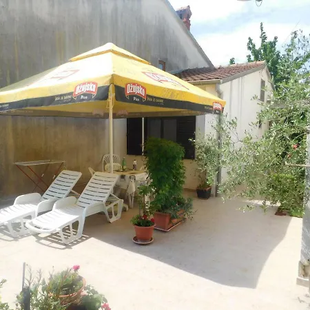 Artusi Appartement Pula